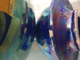 Bombonera in ceramica viola con coperchio