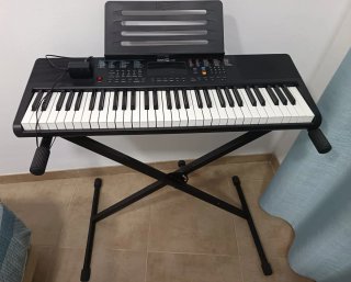 Piano RockJam RJ361 con Soporte