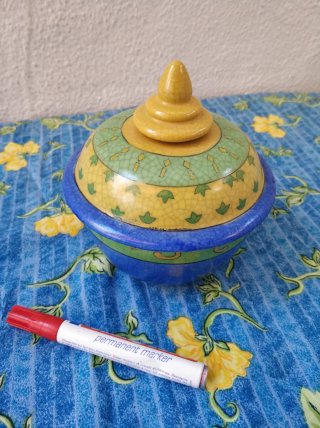Bombonera Grande con Coperchio Decorativo