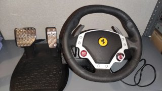 Volante Thrustmaster Ferrari F430