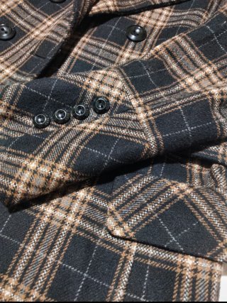 Abrigo de paño con estampado de cuadros