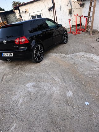 Volkswagen Golf 2005