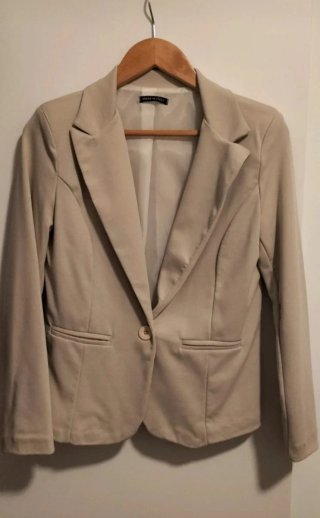Chaqueta Beige