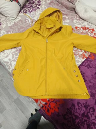 Chaqueta Chubasquero Amarilla