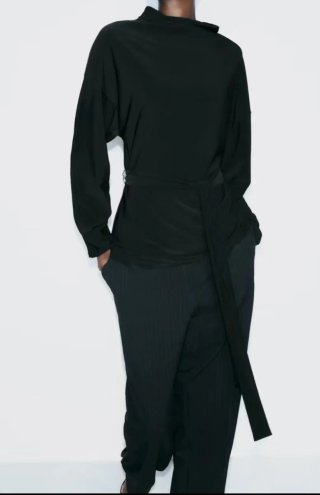 Vestido Negro Minimalista