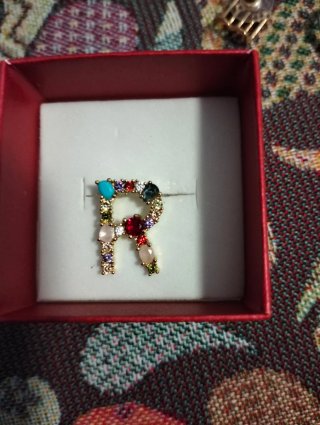 Colgante Letra R con Piedras de Colores