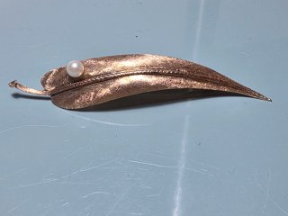 Broche Vintage Hoja Oro 18k y Perla
