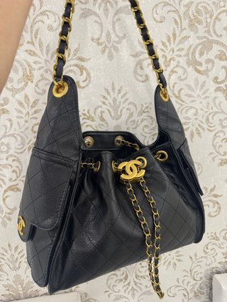 Bolso cadena dorada