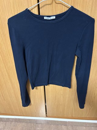 Top Manga Larga Bershka Azul Talla M