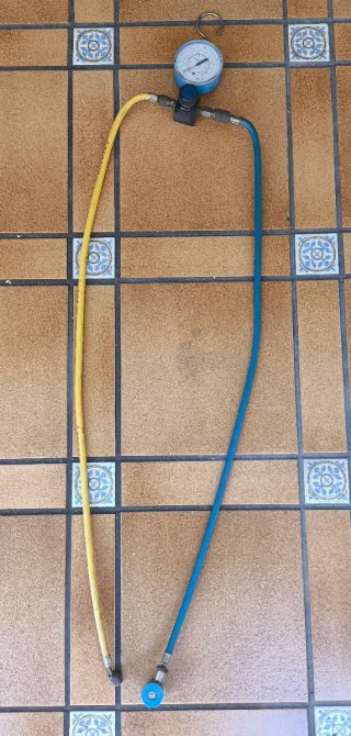 Manómetro de carga de gas aire acondicionado