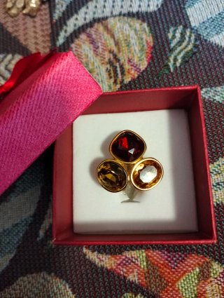 Anillo Ajustable con Piedras