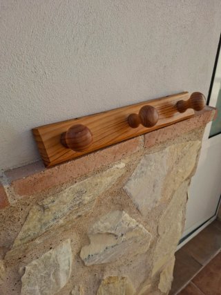 Perchero de Pared de Madera