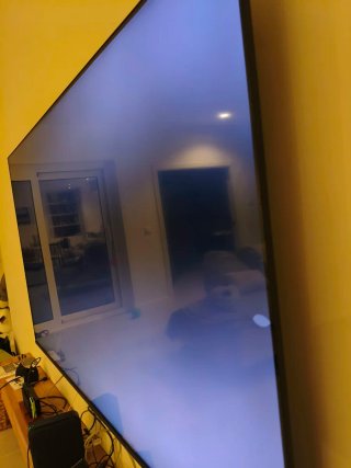 Televisión Hisense 75 pulgadas para piezas.