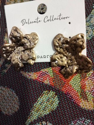 Pendientes Flor Dorados Parfois