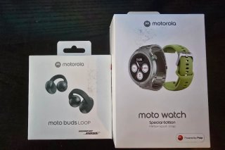 Motorola Moto Watch e Moto Buds Loop