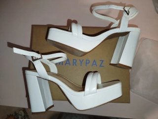 Tacones Blancos con Plataforma Marypaz