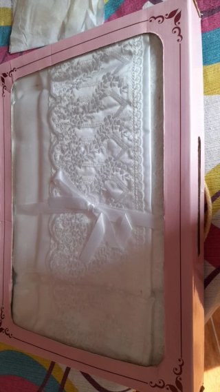 Juego de Sábanas Bordadas Cama 135 a estrenar