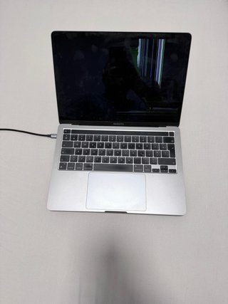 MacBook Pro 13 M1 con Touch Bar