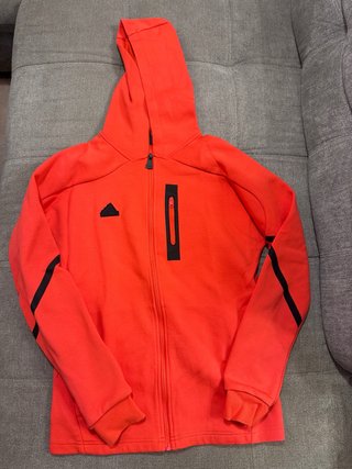 Chaqueta Adidas Roja con Capucha