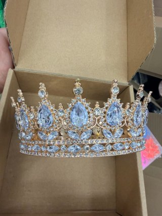 Corona de Princesa Dorada con Brillantes