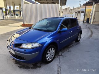 PRECIOSO Renault Megane 2007