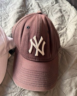 Gorra New Era Marrón