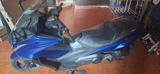Kymco AK 550 Azul (2020) - Limitada A2