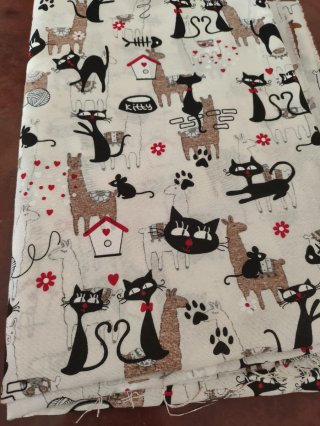 Retal de tela con estampado de gatos