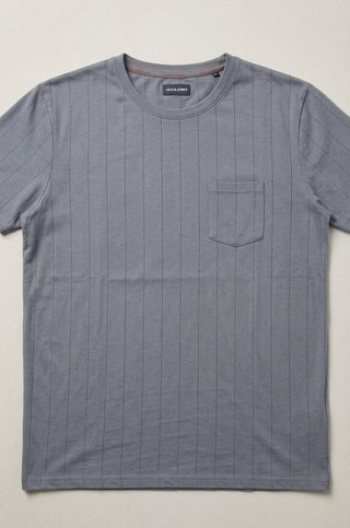 Camiseta Jack & Jones Gris con Bolsillo