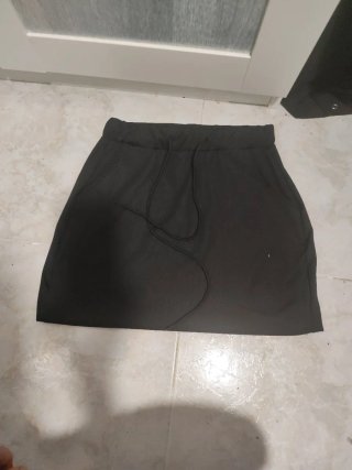 lote 4Faldas cortas, 2 pantalones cortos