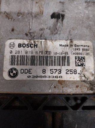 Centralita motor ecu bmw 0281019679 118 2.0 52611
