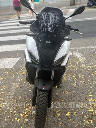 Aprilia SR GT