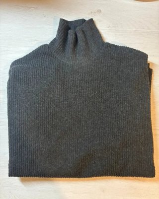 Jersey cuello alto mujer Pull and Bear