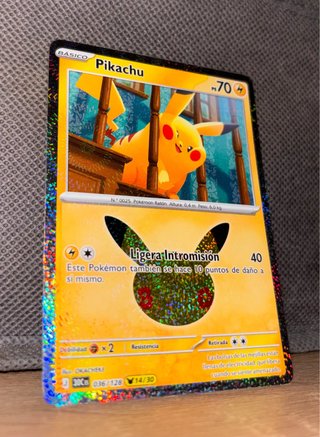 Carta Pokémon Pikachu - Colección 30 Aniversario