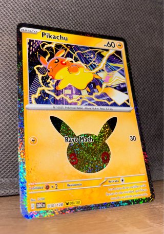 Carta Pokémon Pikachu 08/30