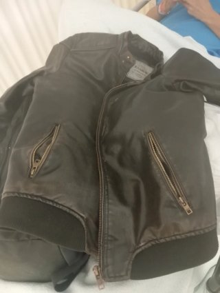 Chaqueta de cuero Pull&Bear