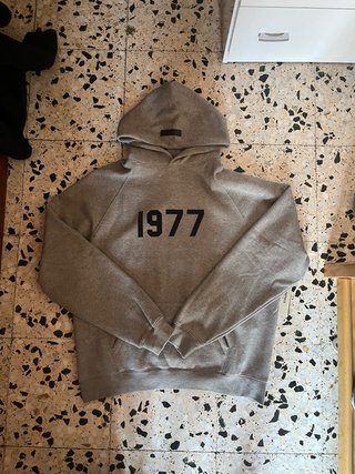 Sudadera Essentials 1977 Talla: M