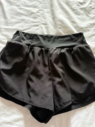 Pantalón corto de deporte negro