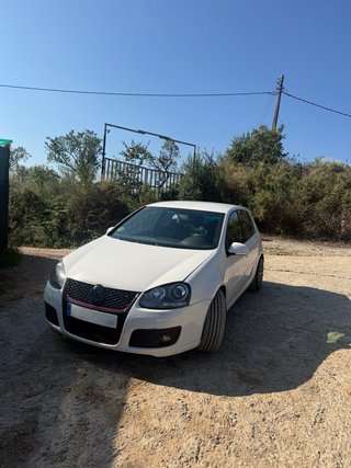 Volkswagen Golf 5 *DETALLES GTI*