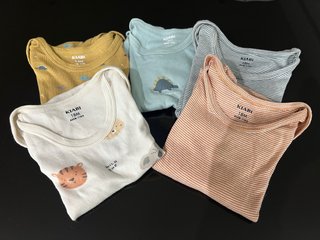 Set de 5 Bodies Kiabi Talla 18 Meses