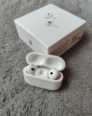 Apple AirPods Pro 2