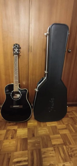 Guitarra Fender T-Bucket 300CE TBK + funda dura