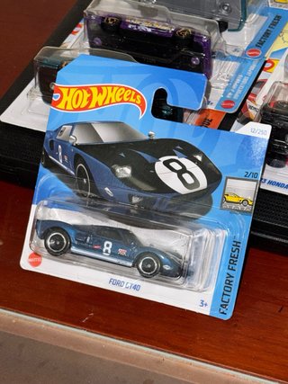 Hot Wheels Ford GT40 Factory Fresh