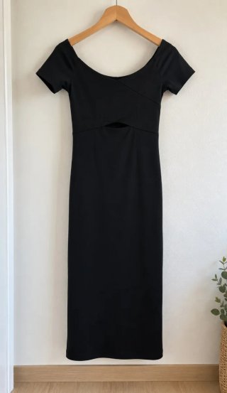 Vestido negro Bershka