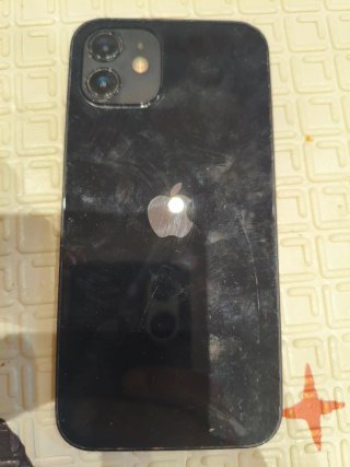 iPhone 12 per parti