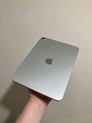 iPad 11 Generación / A16 / 128 GB / Plateado