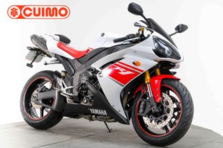 YAMAHA YZF R1