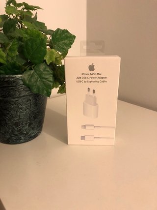 Caricatore Apple 20W USB-C a Lightning