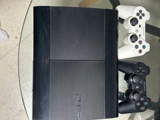 Ps3 superslim 250gb 2 mandos y muchos extras