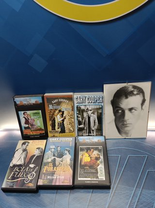 6 vhs, Películas de GARY COOPER + foto del actor enmarcada